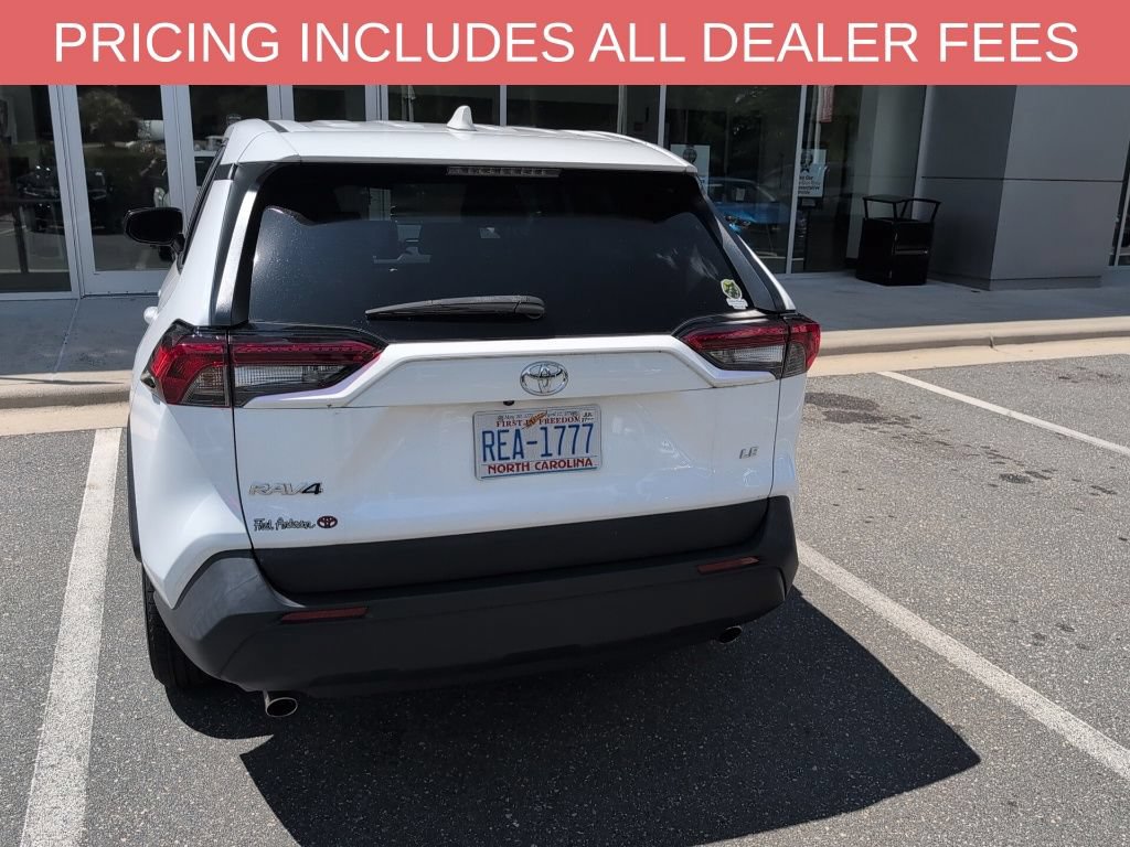 Used 2023 Toyota RAV4 LE FWD image 5
