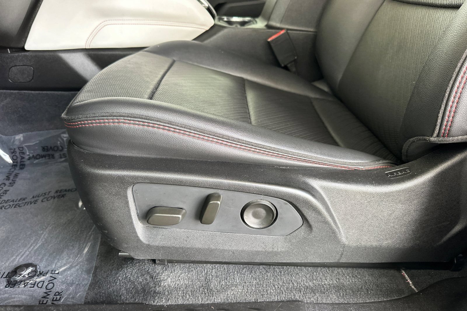 Certified 2024 GMC Canyon AT4X AWD/4WD image 13