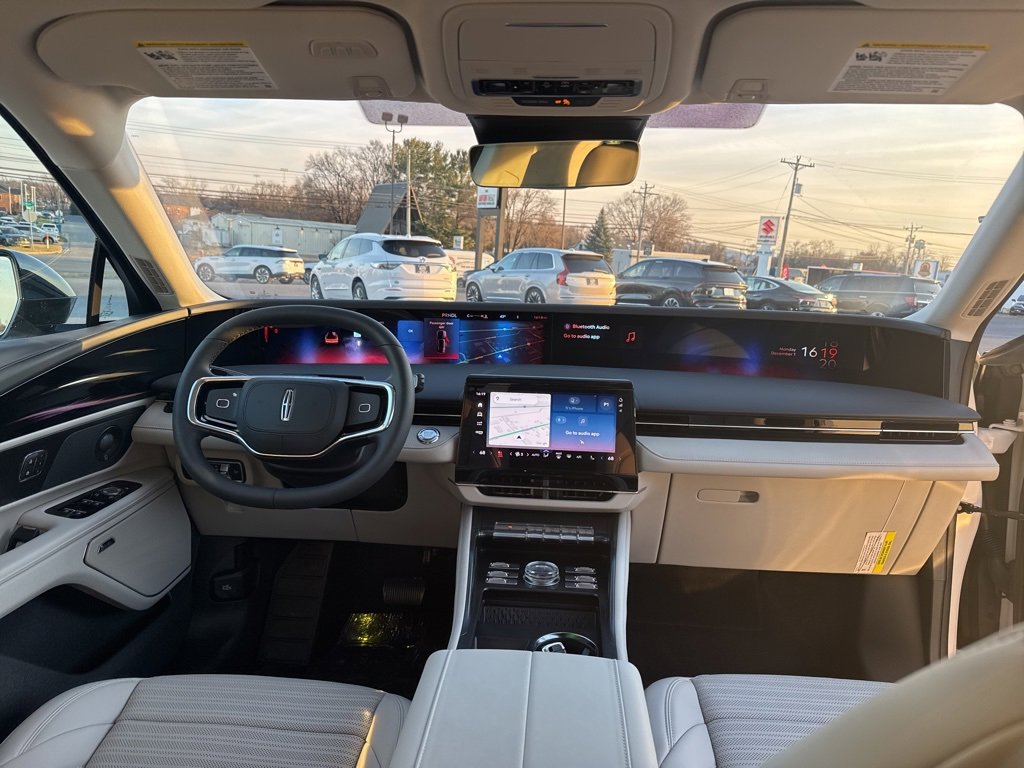 New 2026 Lincoln Nautilus Reserve w/ Jet Appearance Package image 22