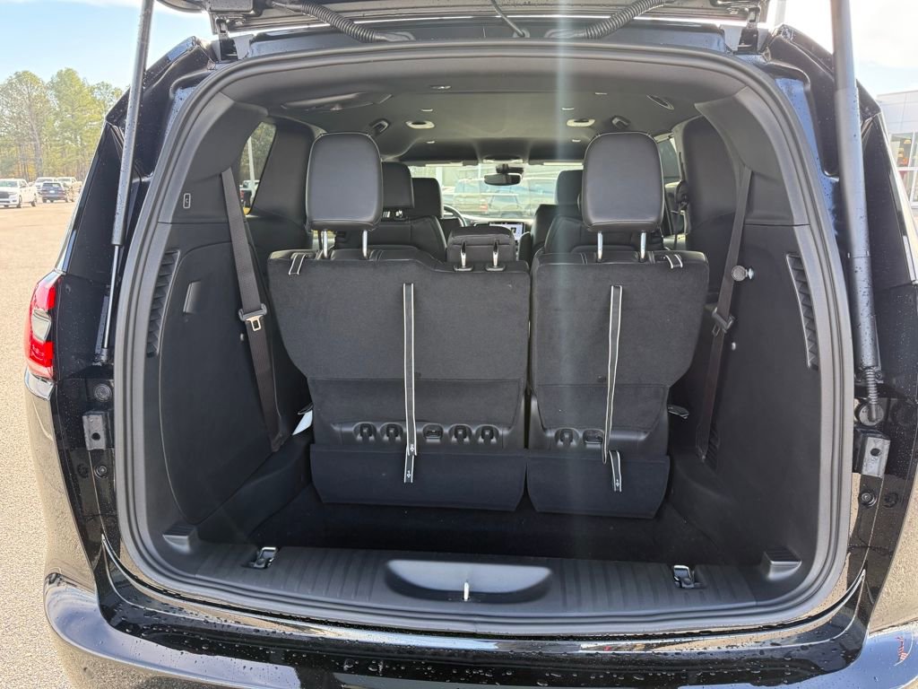 New 2026 Chrysler Pacifica Select w/ S Appearance Package image 23