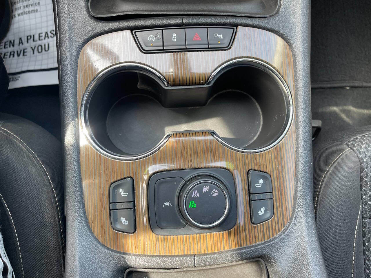 Used 2021 GMC Acadia SLE w/ Driver Convenience Package image 25