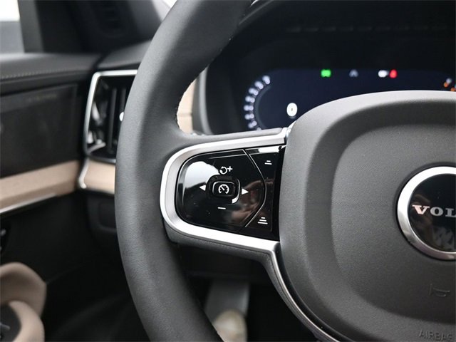 New 2026 Volvo XC90 B6 Plus w/ Protection Package Premier image 26