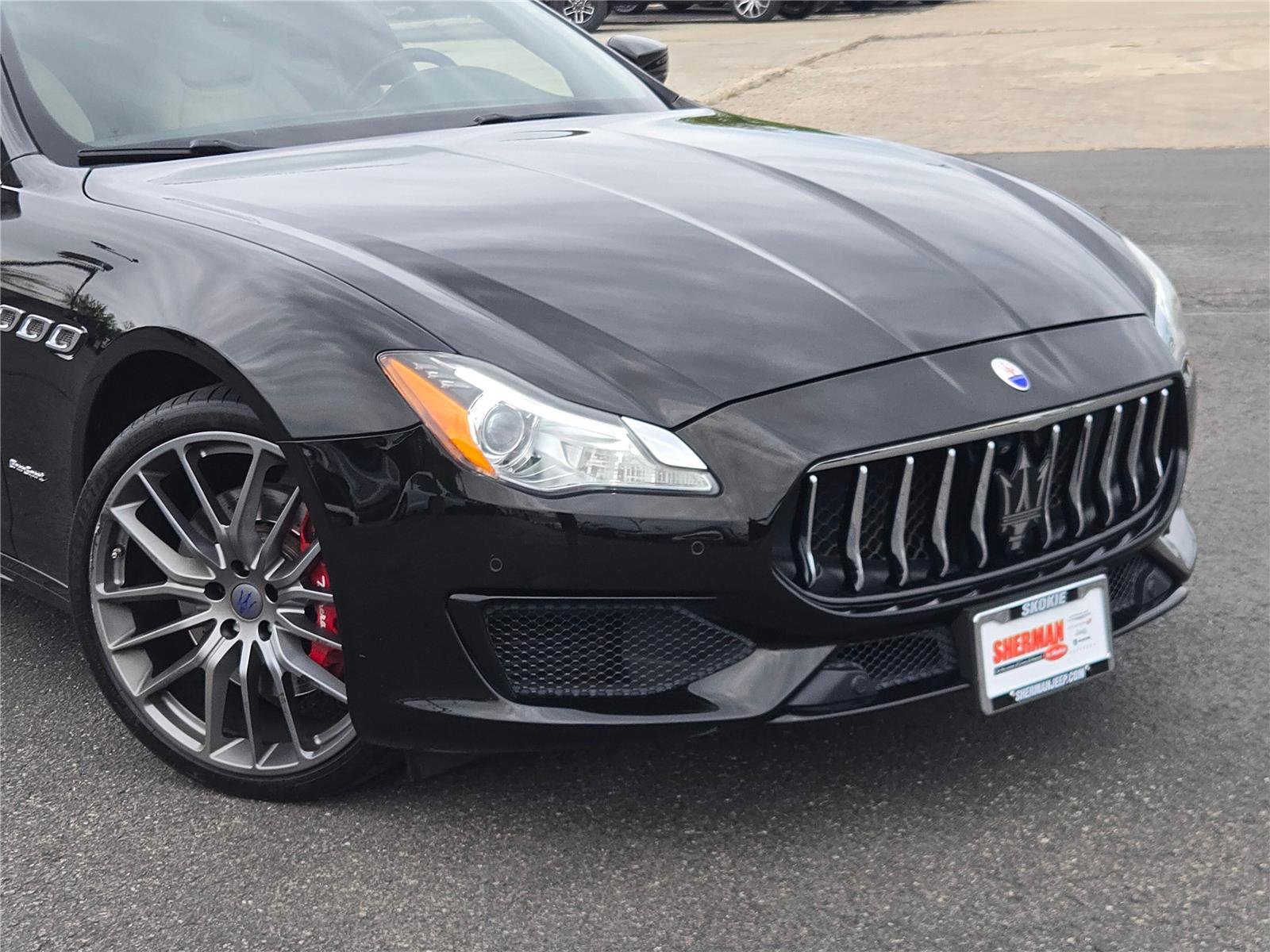 Used 2017 Maserati Quattroporte S GranSport RWD image 2