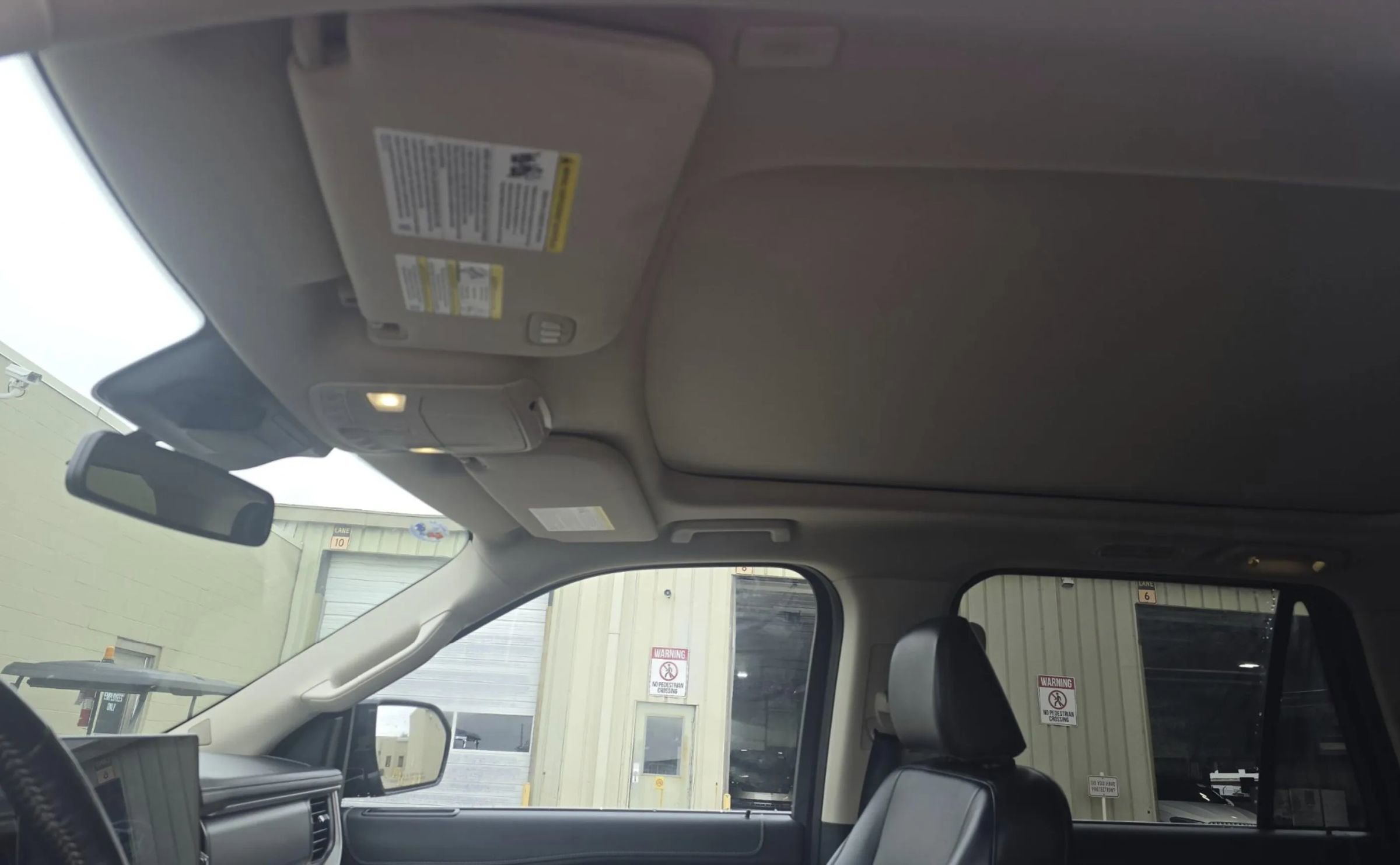 Used 2024 Ford Expedition Max XLT image 4