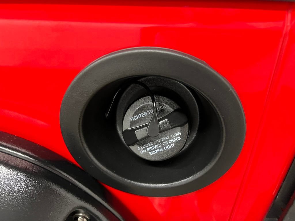 Used 2018 Jeep Wrangler Unlimited Sport w/ Connectivity Group AWD/4WD image 36