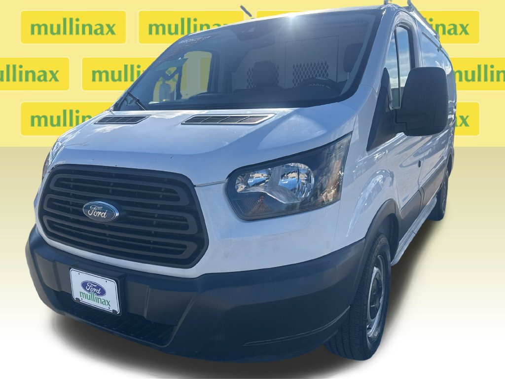 Used 2018 Ford Transit 150 130 Low Roof RWD image 10