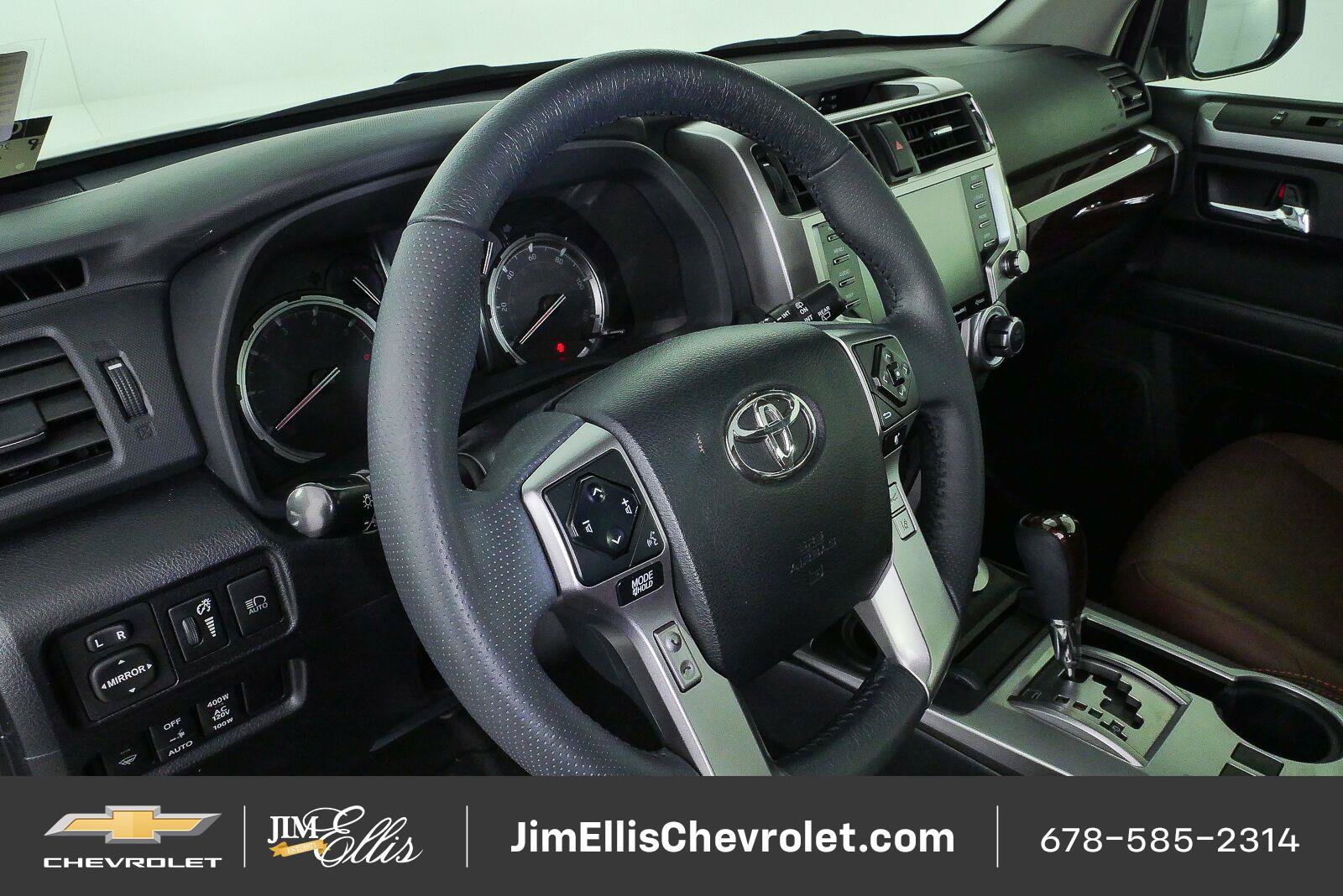 Used 2021 Toyota 4Runner Limited AWD/4WD image 4