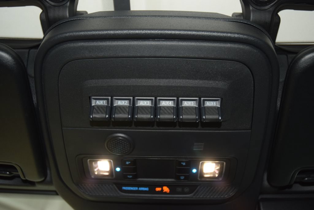 Used 2025 Ford Bronco Badlands AWD/4WD image 47