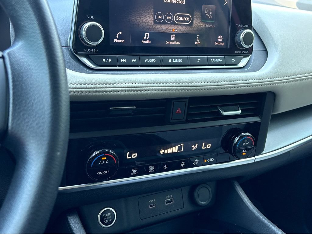 Certified 2023 Nissan Rogue SV FWD image 10