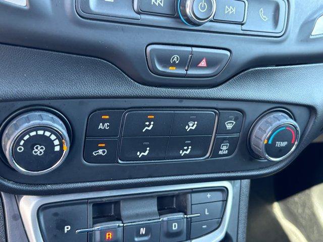 Used 2024 GMC Terrain SLE AWD/4WD image 25