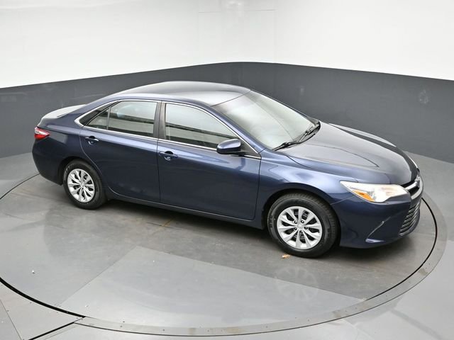 Used 2016 Toyota Camry LE image 36