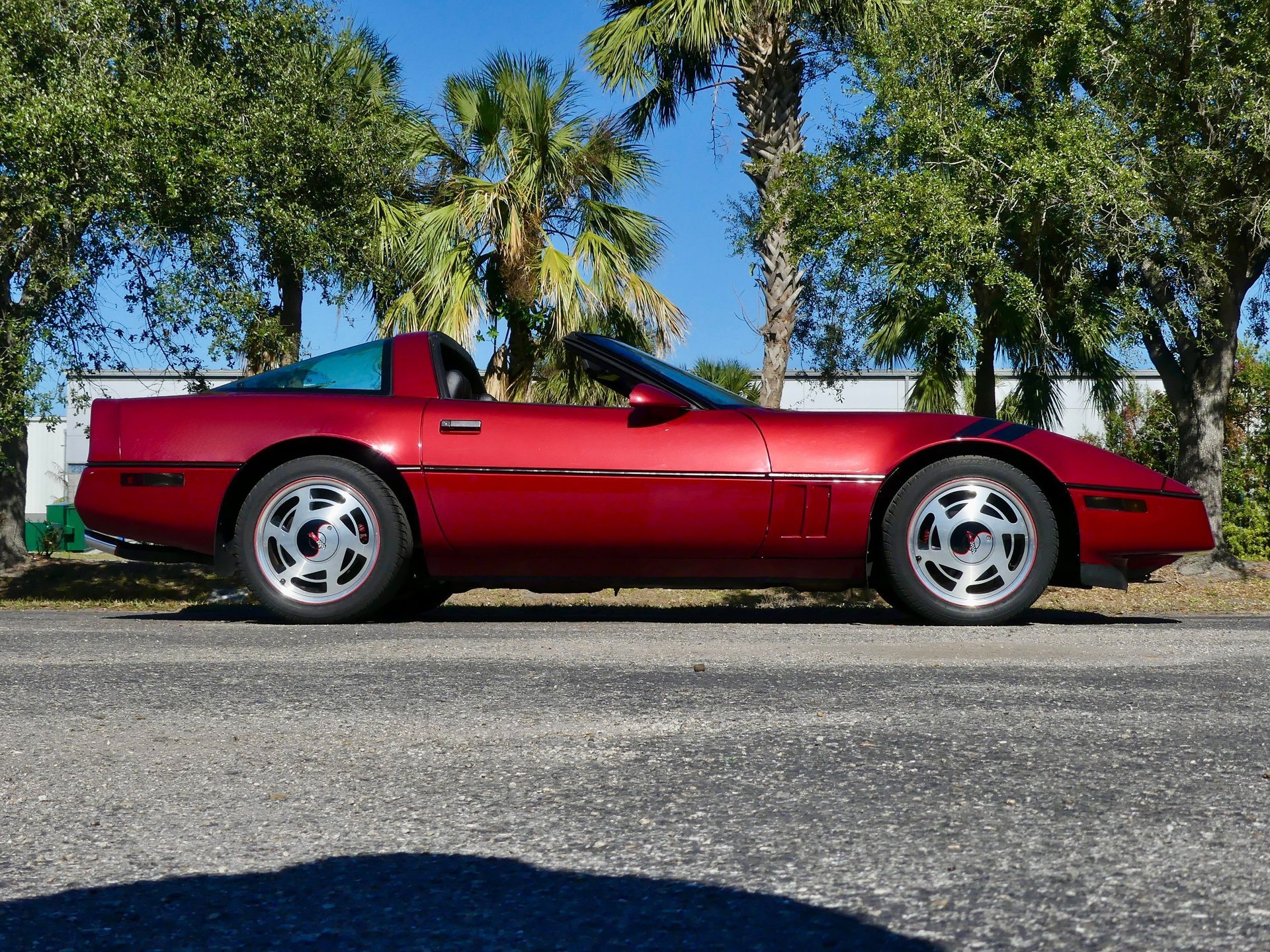 Used 1989 Chevrolet Corvette Coupe RWD image 29