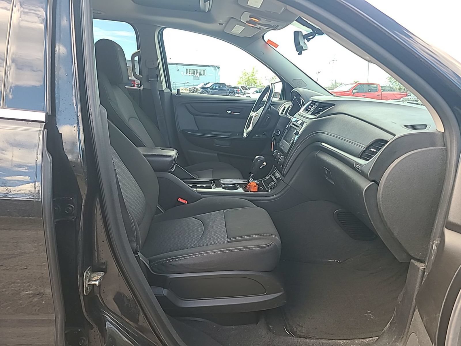 Used 2015 Chevrolet Traverse LT AWD/4WD image 8