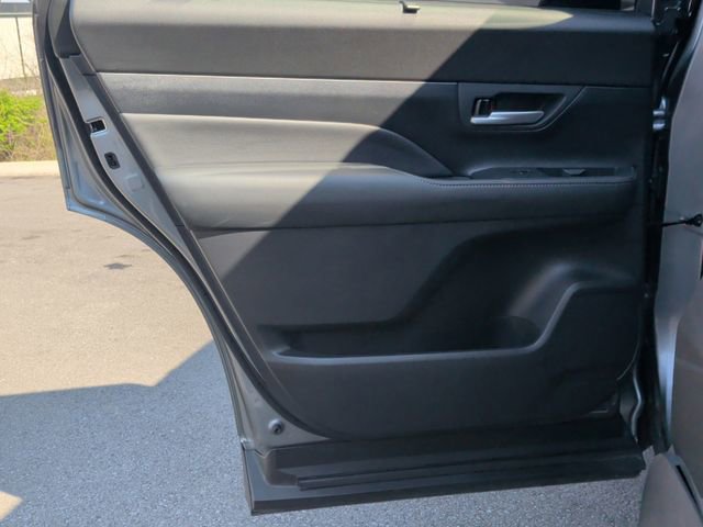 Certified 2026 Toyota Grand Highlander Platinum image 25