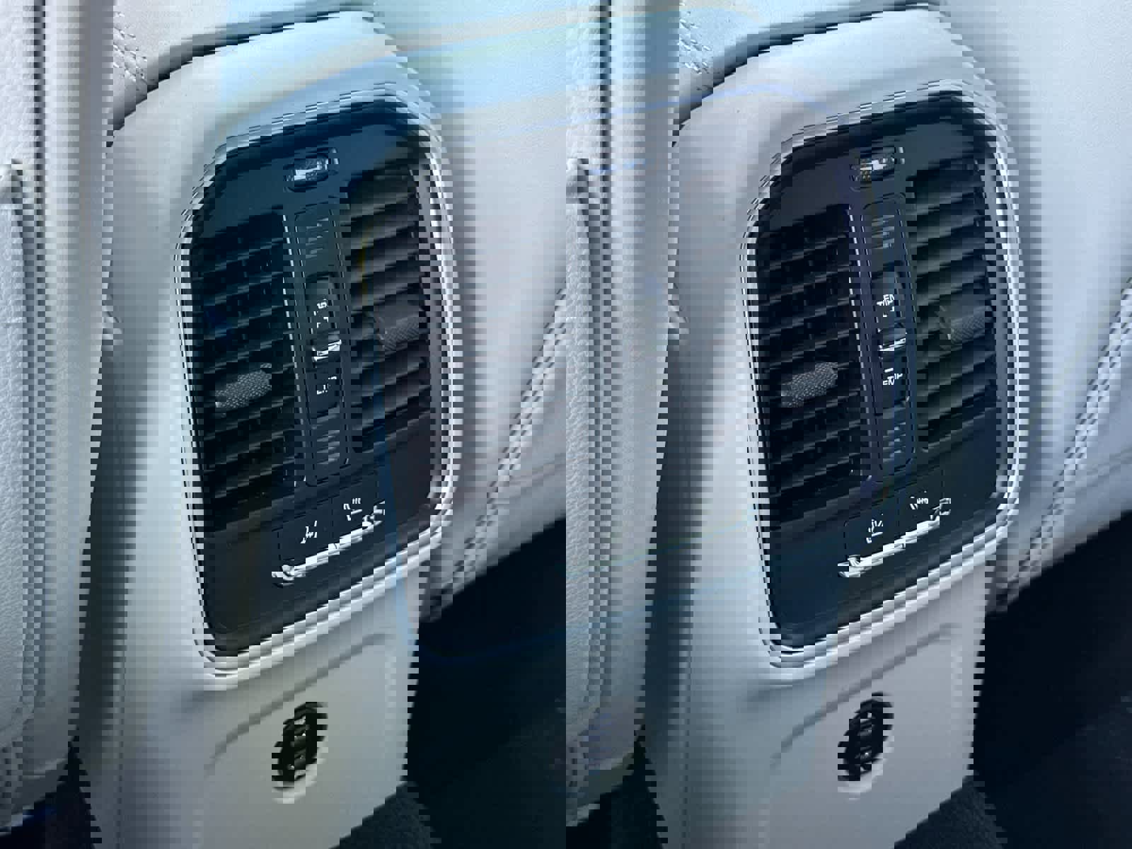 New 2026 Porsche Macan AWD/4WD image 14