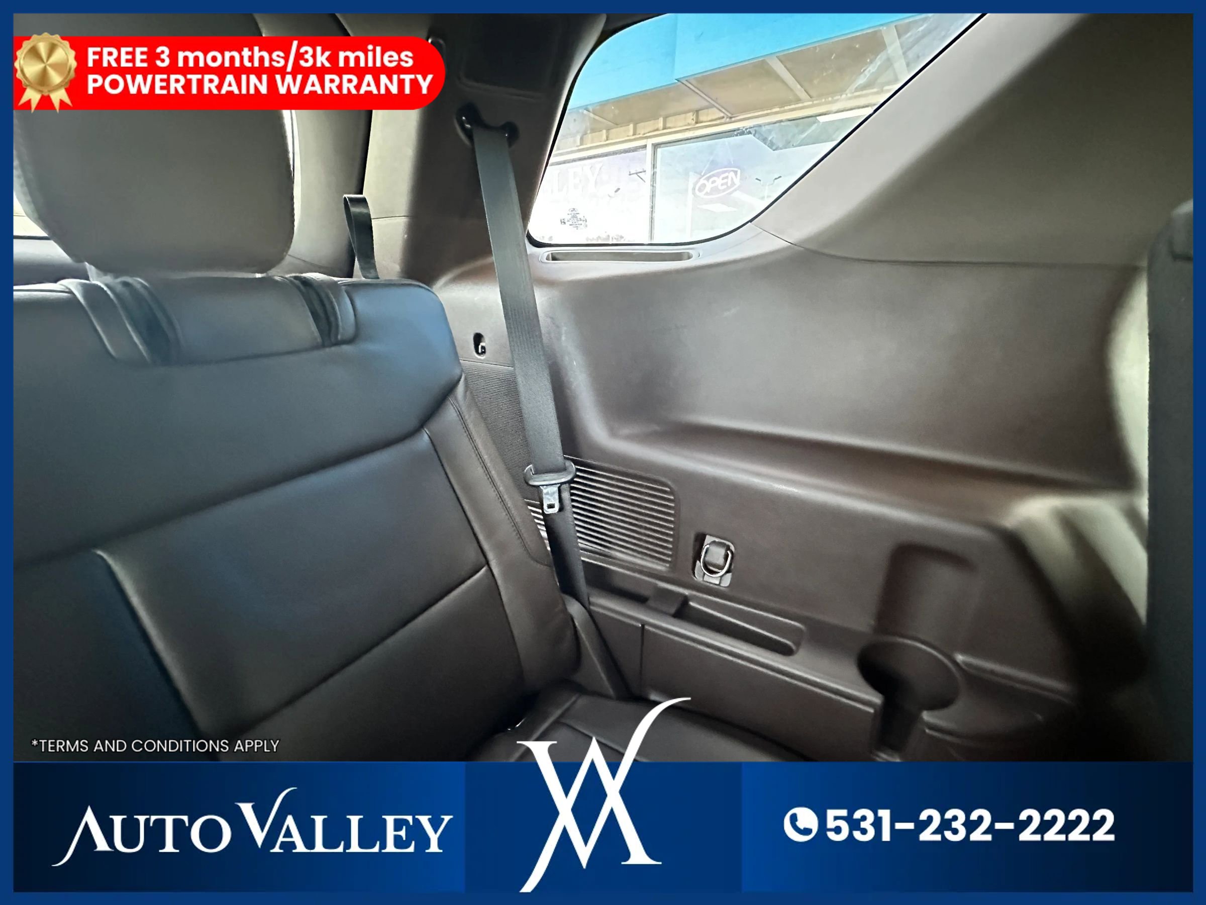 Used 2022 Ford Explorer King Ranch w/ Premium Technology Package image 52