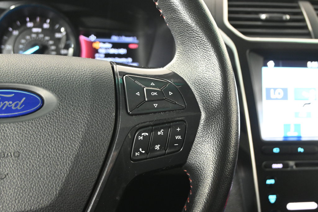 Used 2017 Ford Explorer Sport AWD/4WD image 38