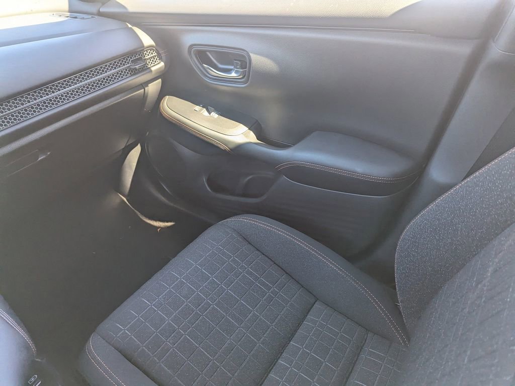 Used 2024 Honda HR-V Sport image 14