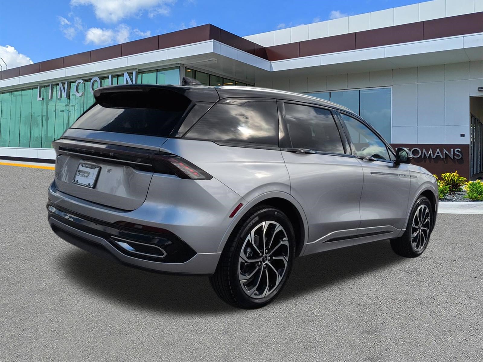 New 2026 Lincoln Nautilus Reserve AWD/4WD image 4