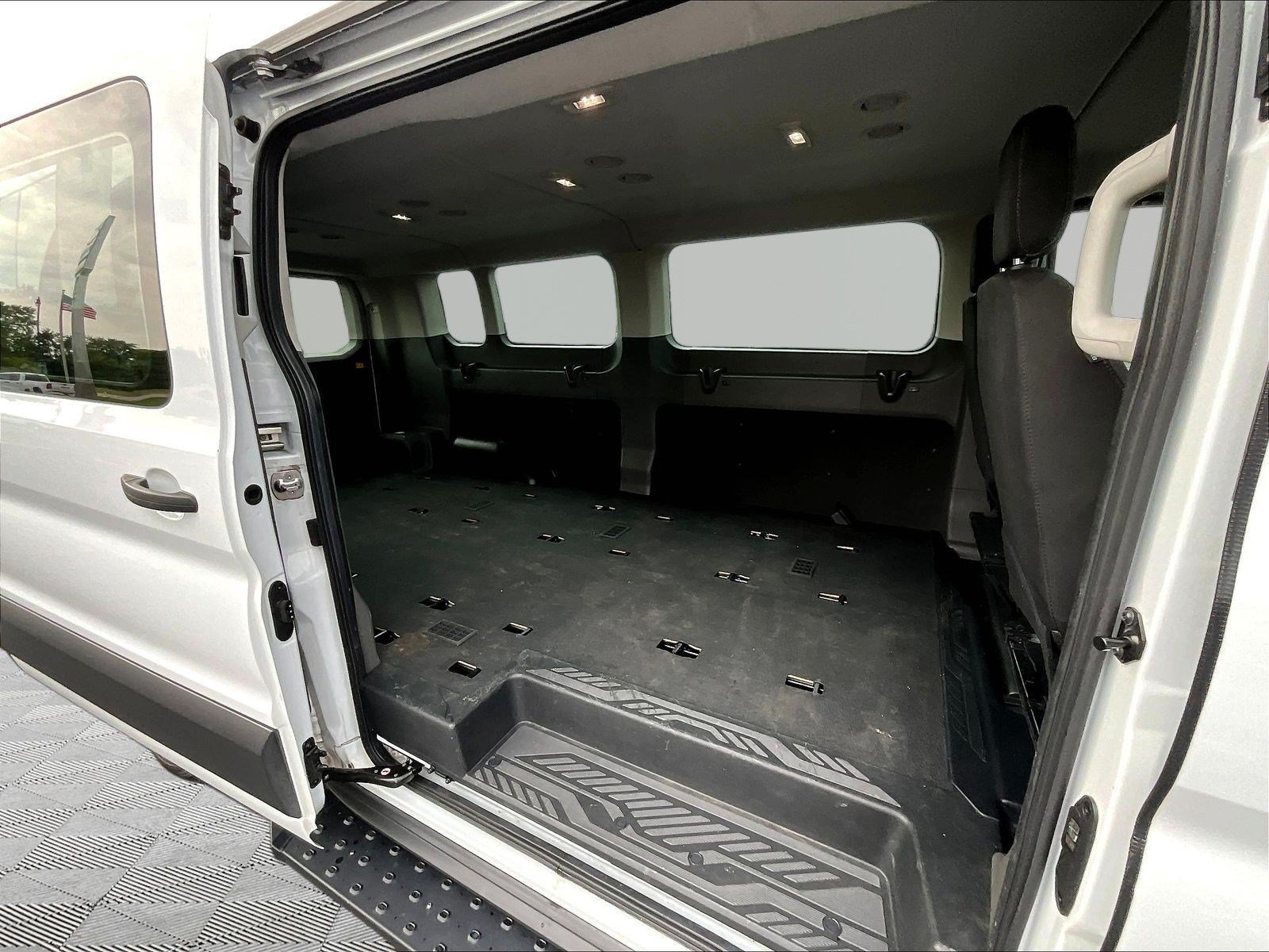 Used 2024 Ford Transit 350 XL RWD image 23
