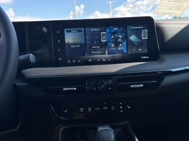 New 2027 Nissan Kicks SR FWD image 27
