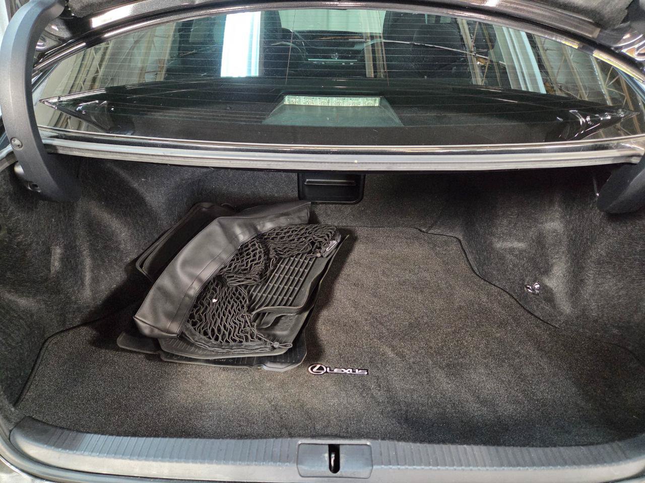 Used 2018 Lexus ES 350 w/ Luxury Package w/Wood Trim FWD image 8