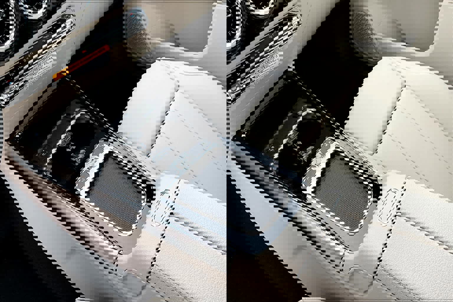 Used 2025 Mercedes-Benz GLA 250 4MATIC image 8