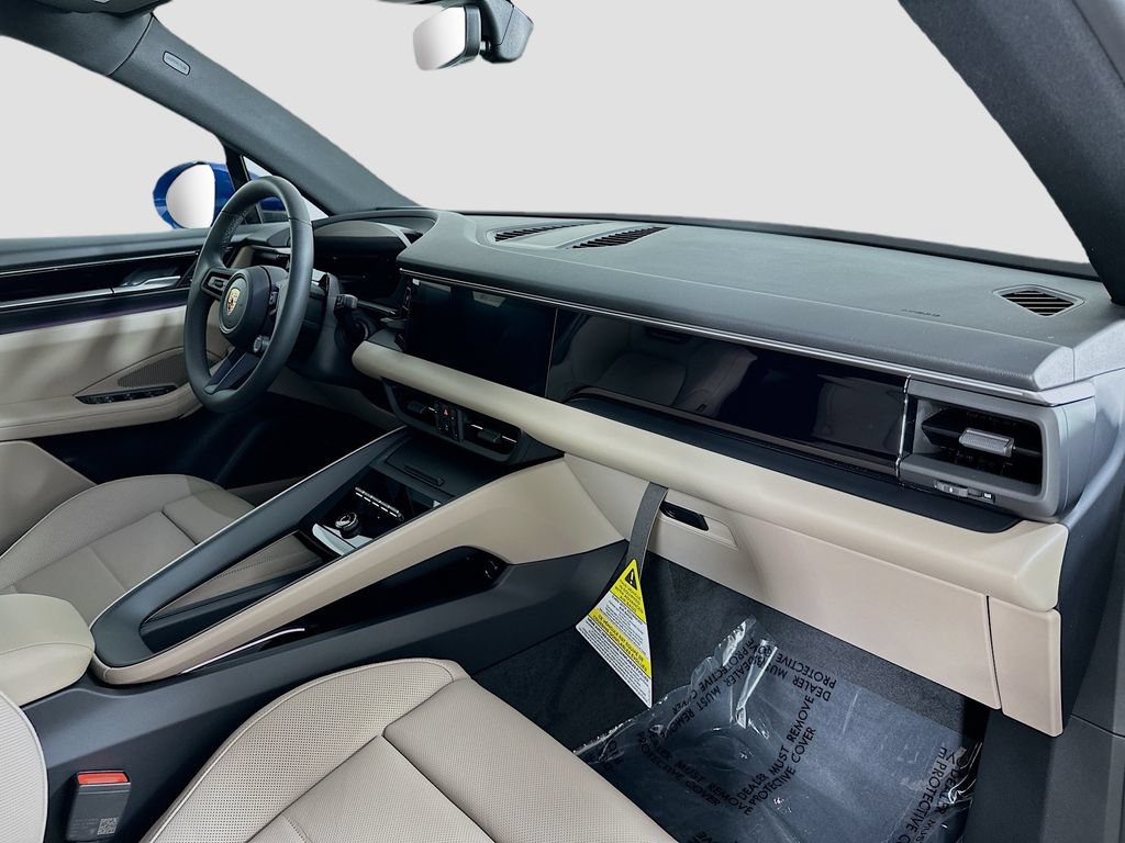 Certified 2026 Porsche Macan Electric RWD image 32