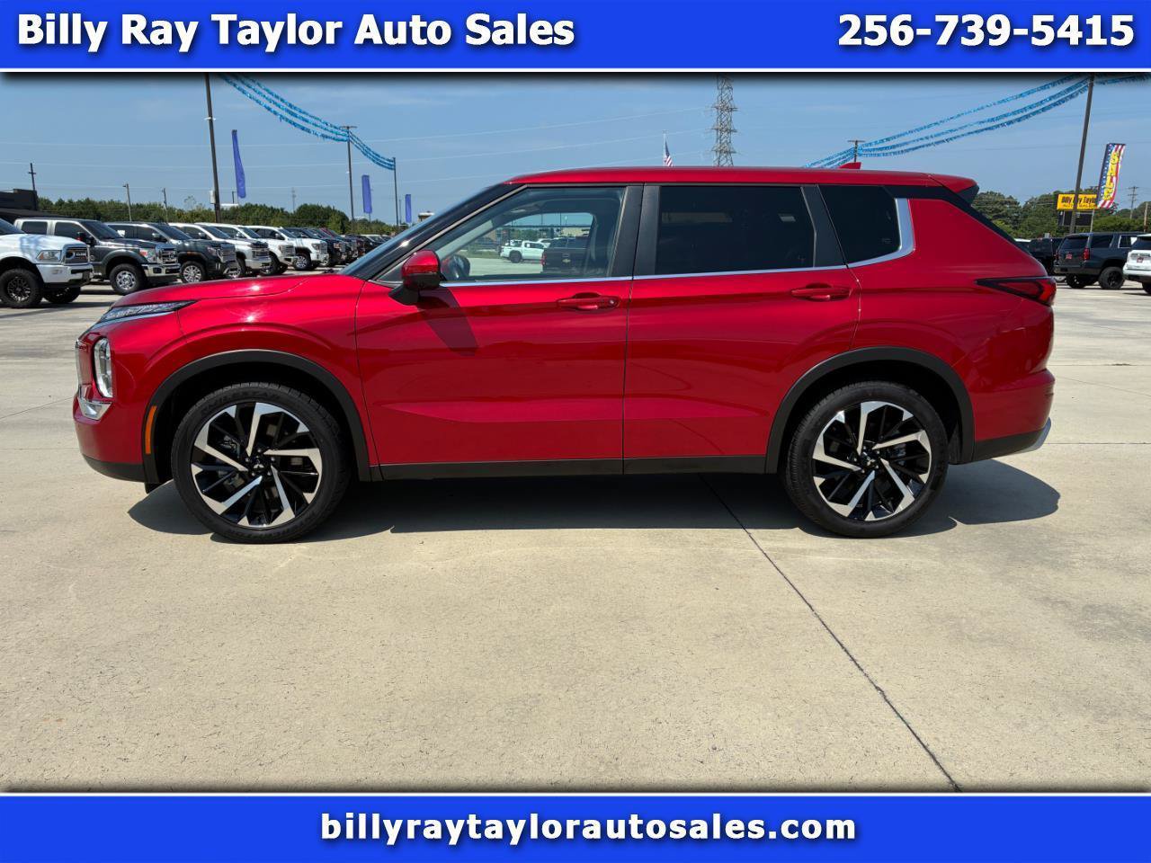 Used 2024 Mitsubishi Outlander SE FWD image 1