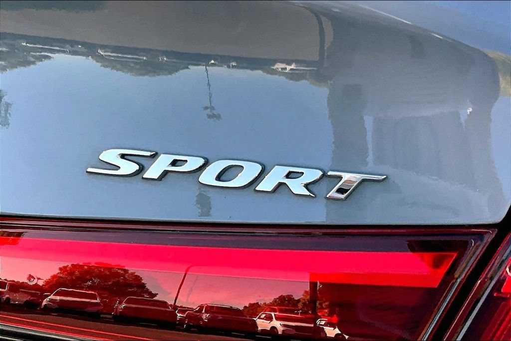 Used 2024 Honda Civic Sport image 24