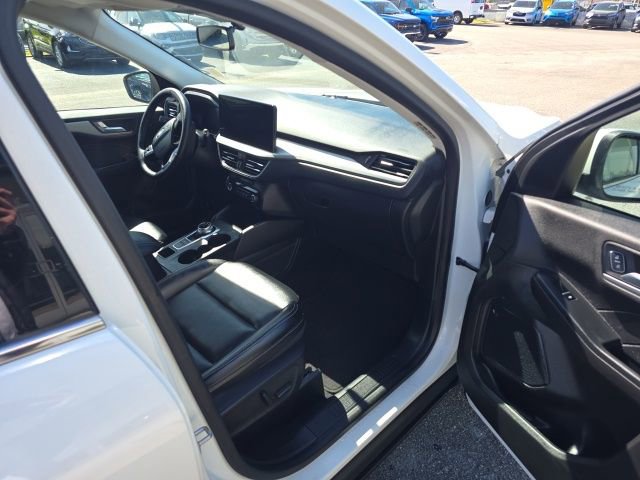Used 2023 Ford Escape Platinum w/ Class II Trailer Tow Package image 44