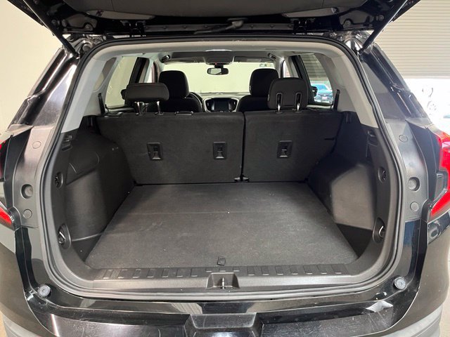 Used 2020 GMC Terrain SLE FWD image 17
