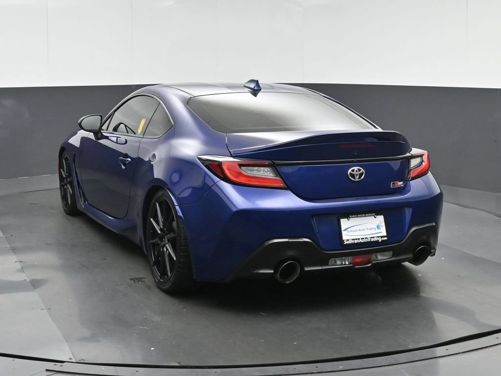 Used 2022 Toyota GR86 Premium RWD image 5