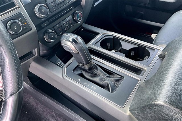 Used 2017 Ford F150 Raptor w/ Equipment Group 801A Mid image 11