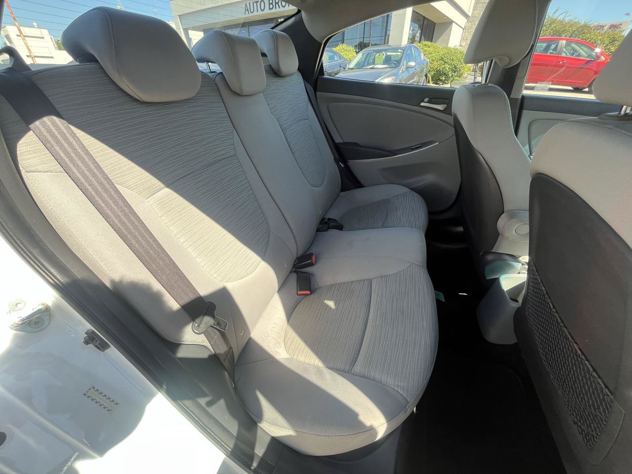 Used 2015 Hyundai Accent GLS FWD image 48