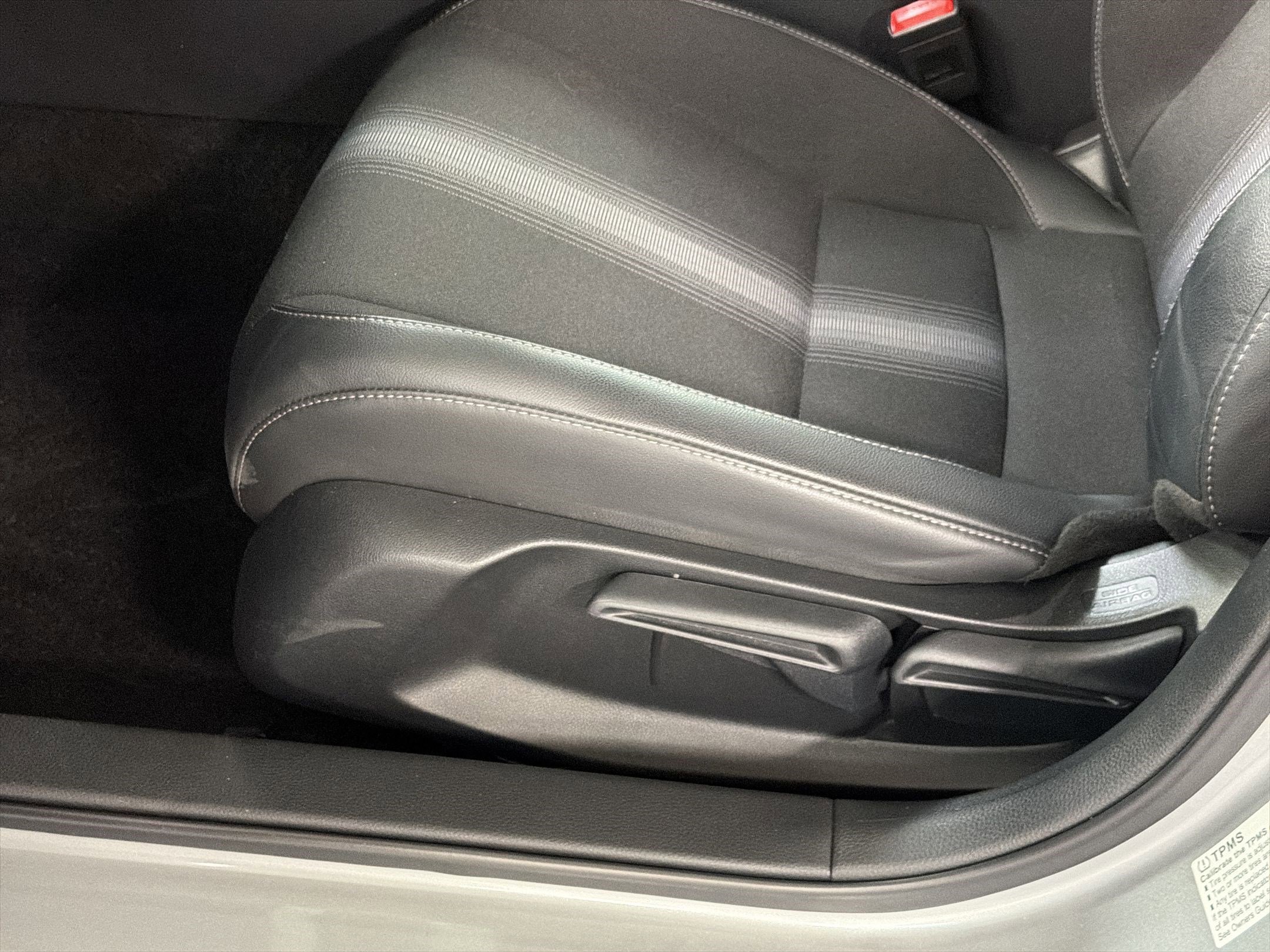 Certified 2025 Honda Civic Sport image 14