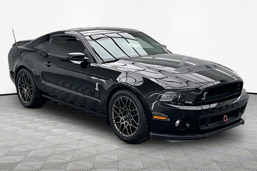 Used 2014 Ford Mustang Shelby GT500 w/ Equipment Group 821A RWD image 12
