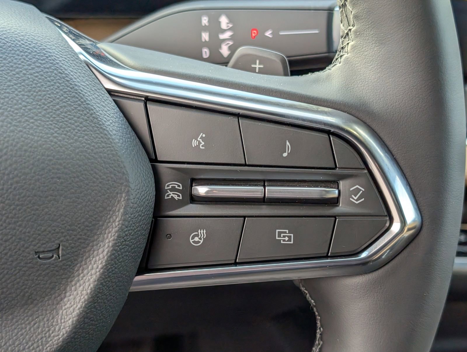 New 2026 Chevrolet Equinox ACTIV w/ Safety and Technology Package image 21