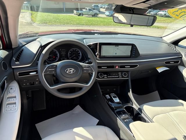 Used 2023 Hyundai Sonata SEL FWD image 11