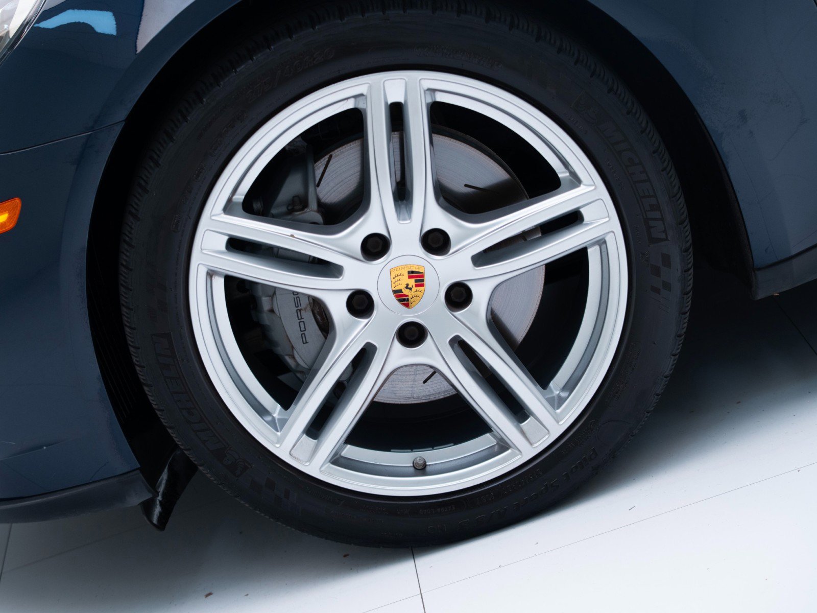 Certified 2018 Porsche Panamera 4S AWD/4WD image 12