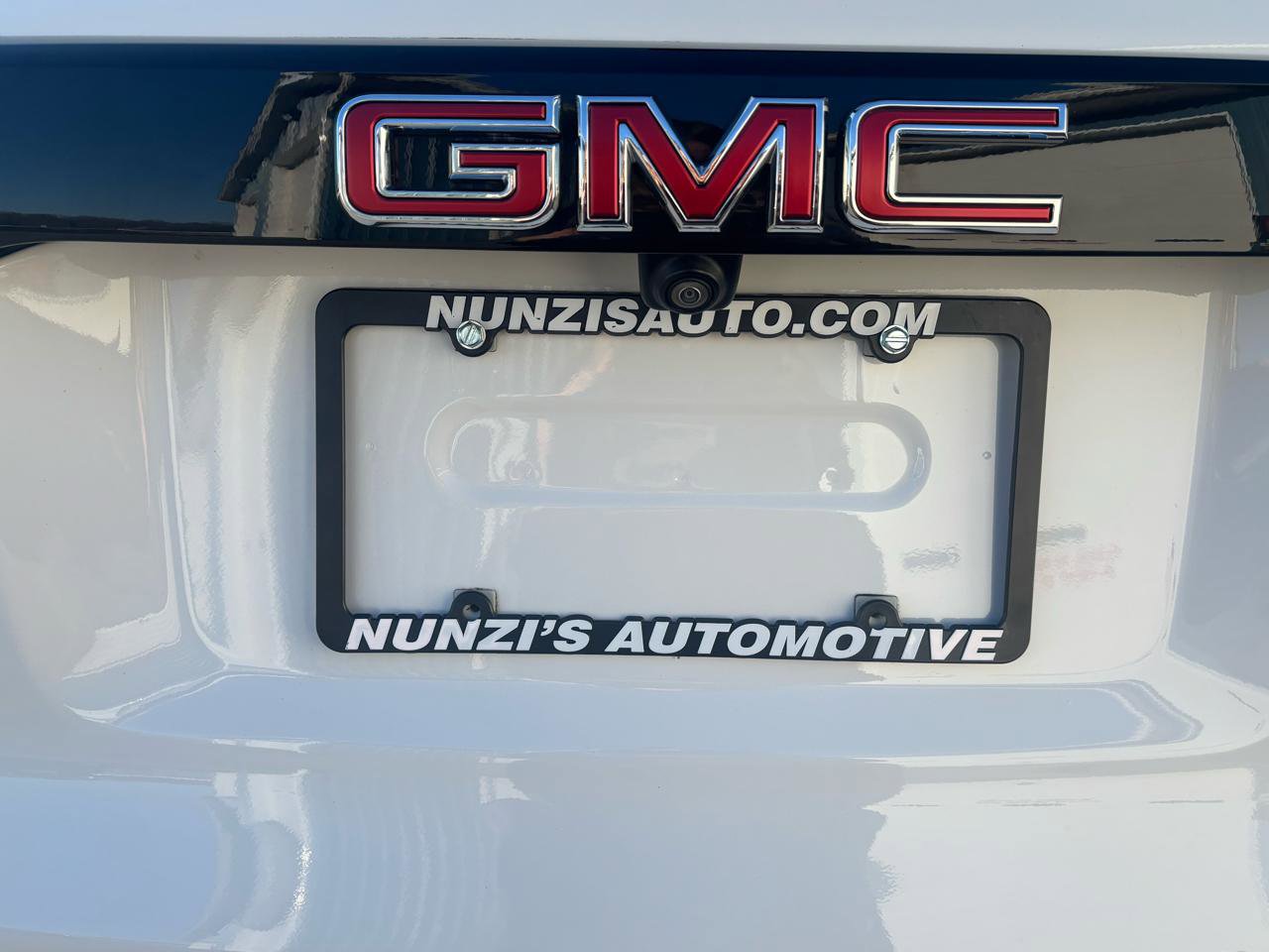 Used 2023 GMC Acadia SLT w/ Elevation Edition image 44