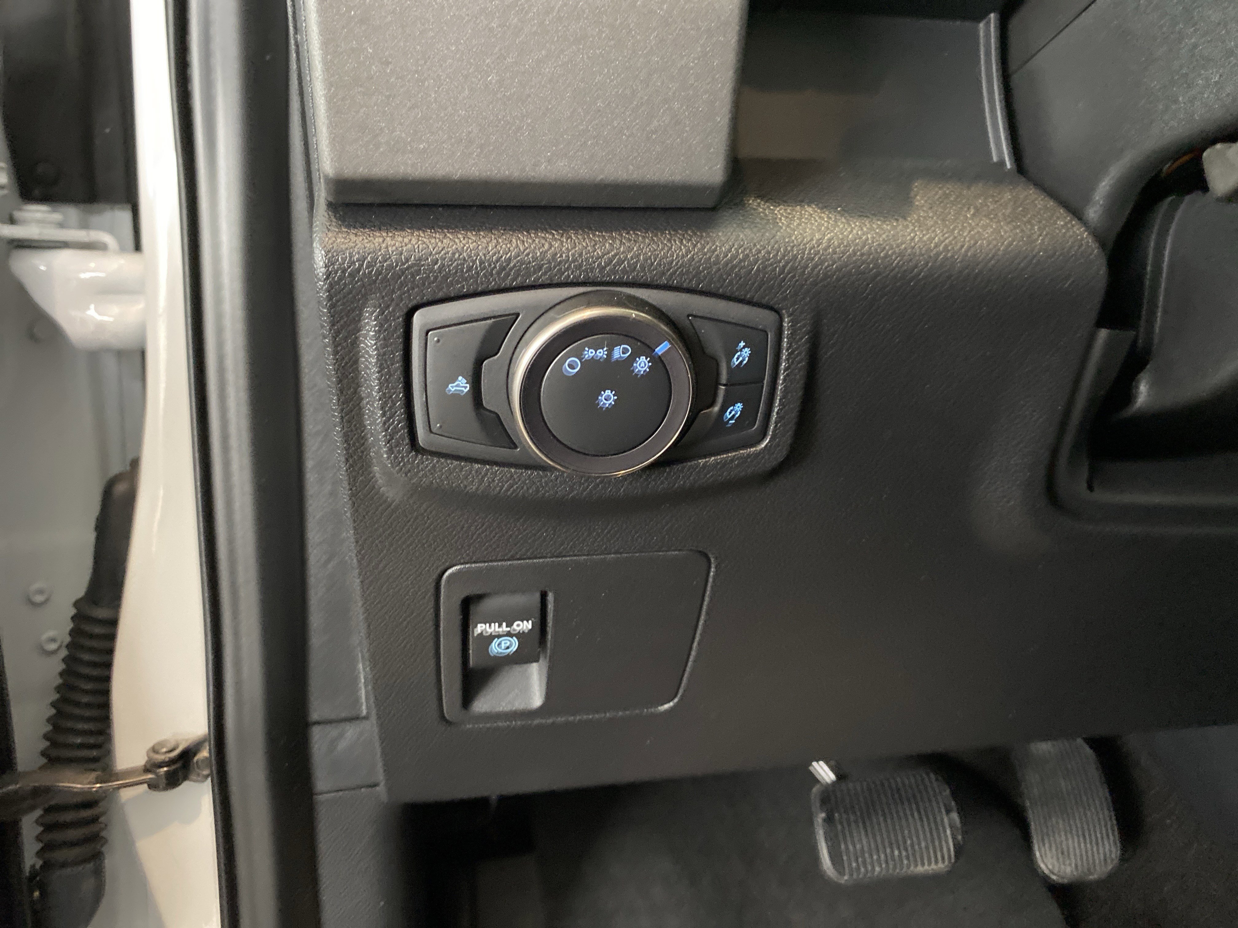 Used 2020 Ford F150 Raptor image 11