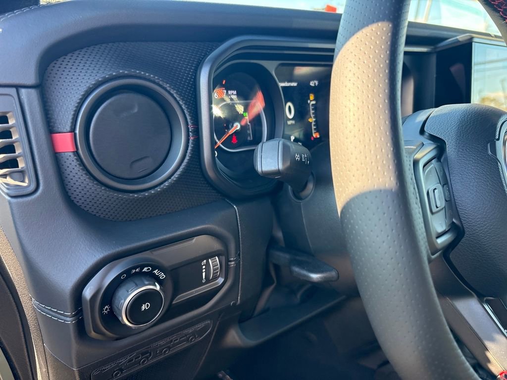 New 2026 Jeep Wrangler Unlimited Rubicon 392 image 16