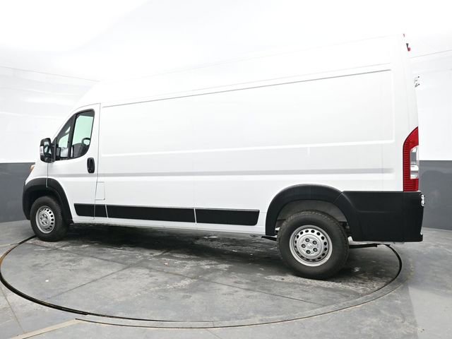 Used 2025 RAM ProMaster 2500 w/ Convenience Group image 5