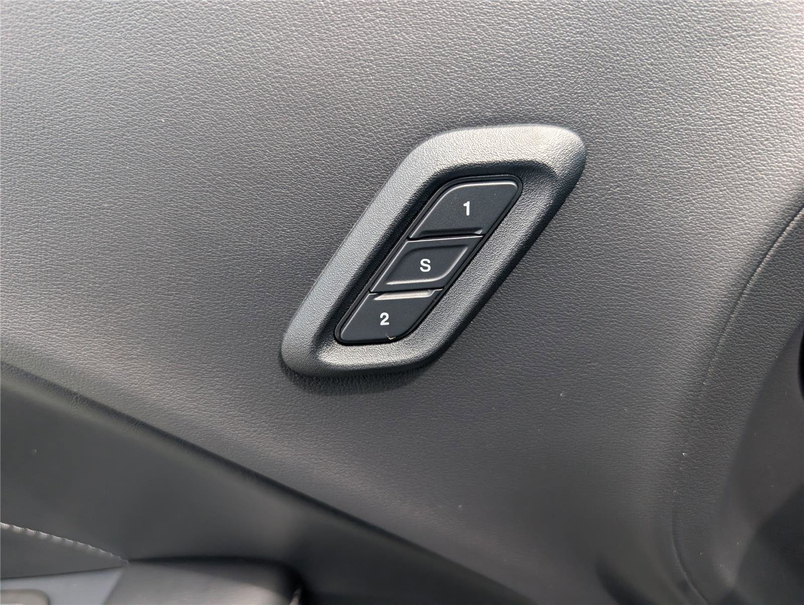 Used 2022 Dodge Challenger R/T Scat Pack RWD image 25