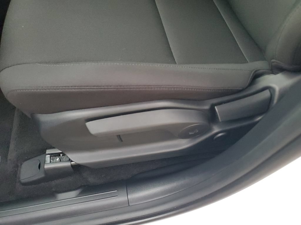 Used 2026 Hyundai Santa Fe SE FWD image 16