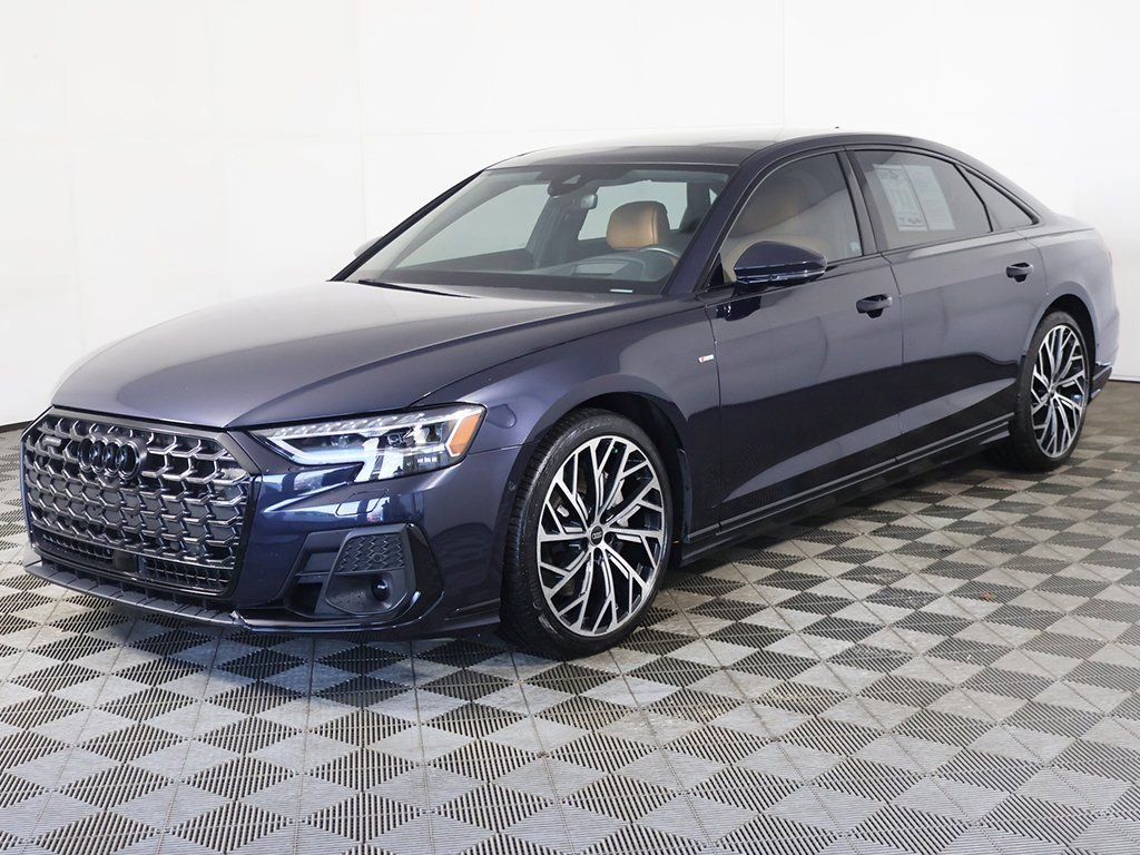 Used 2023 Audi A8 L 3.0T image 13