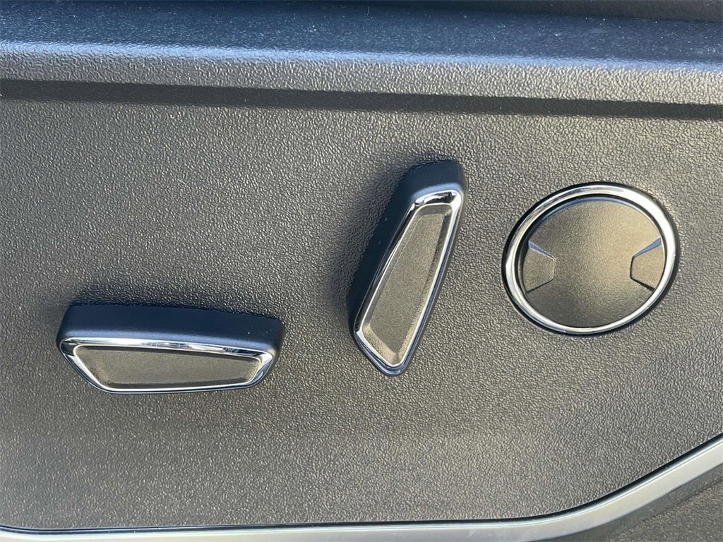 New 2025 Ford F150 Raptor image 14