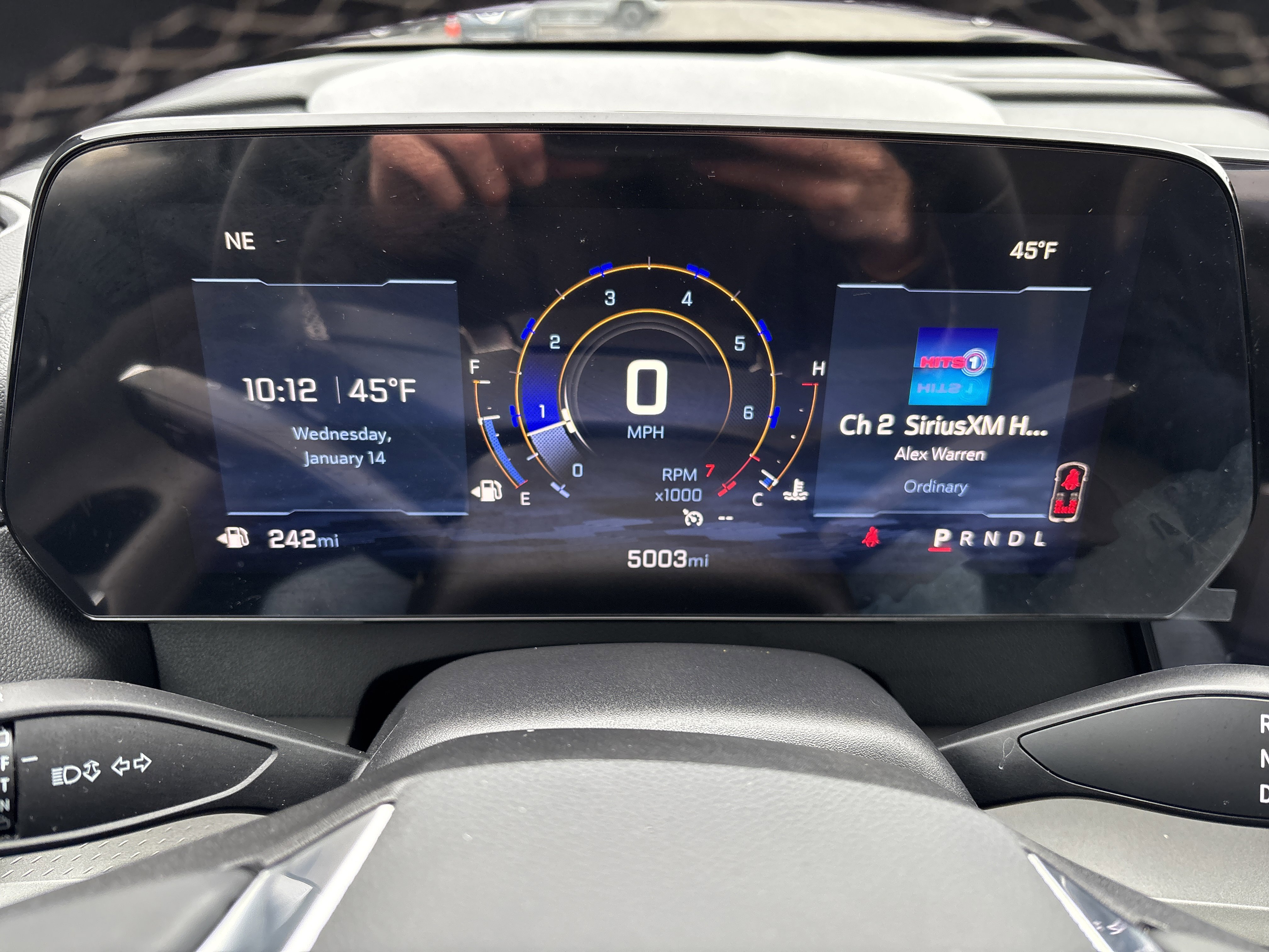 Used 2025 Chevrolet Traverse LT w/ Sun and Wheel Package image 47