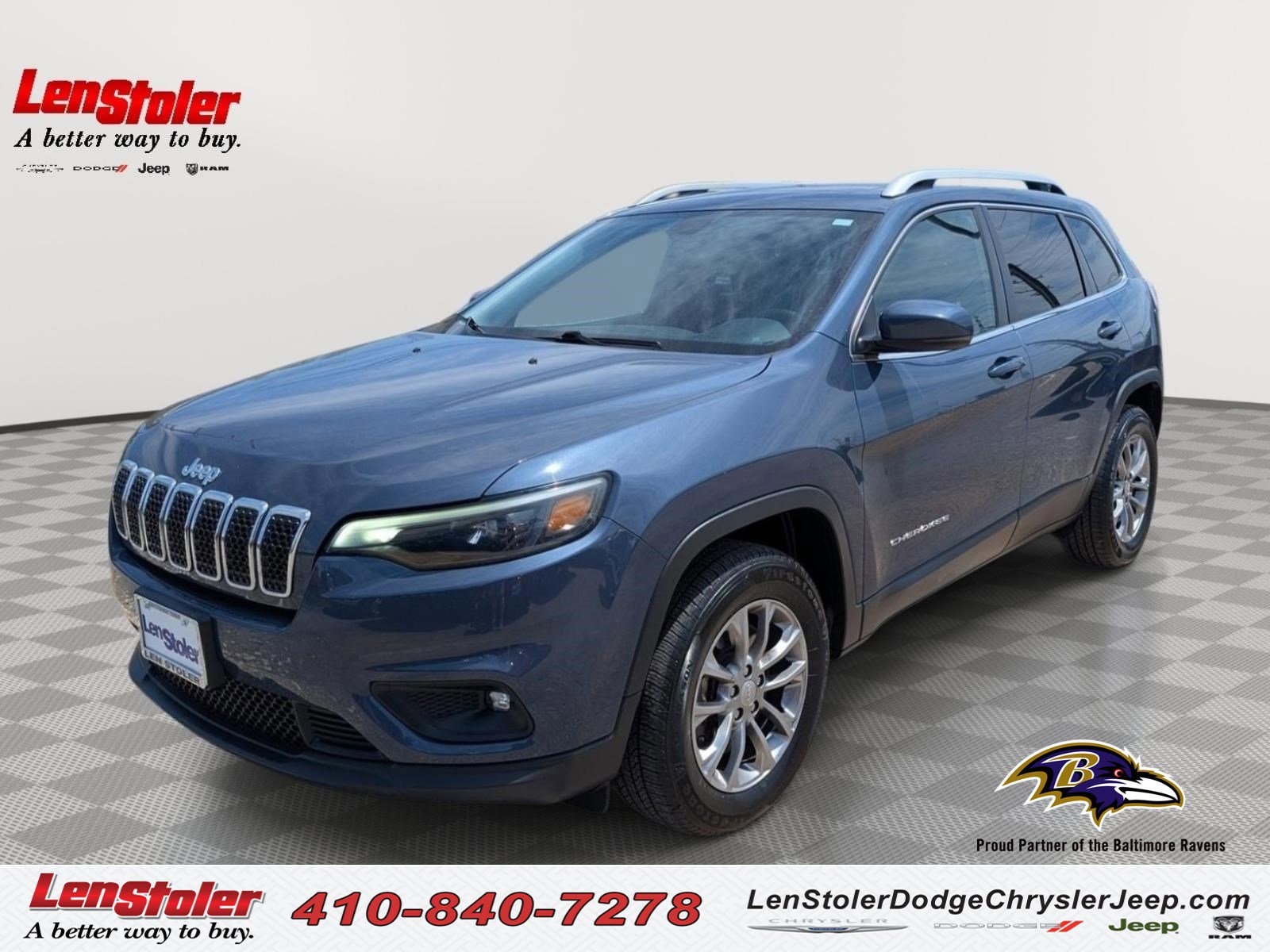 Used 2019 Jeep Cherokee Latitude Plus w/ Comfort/Convenience Group